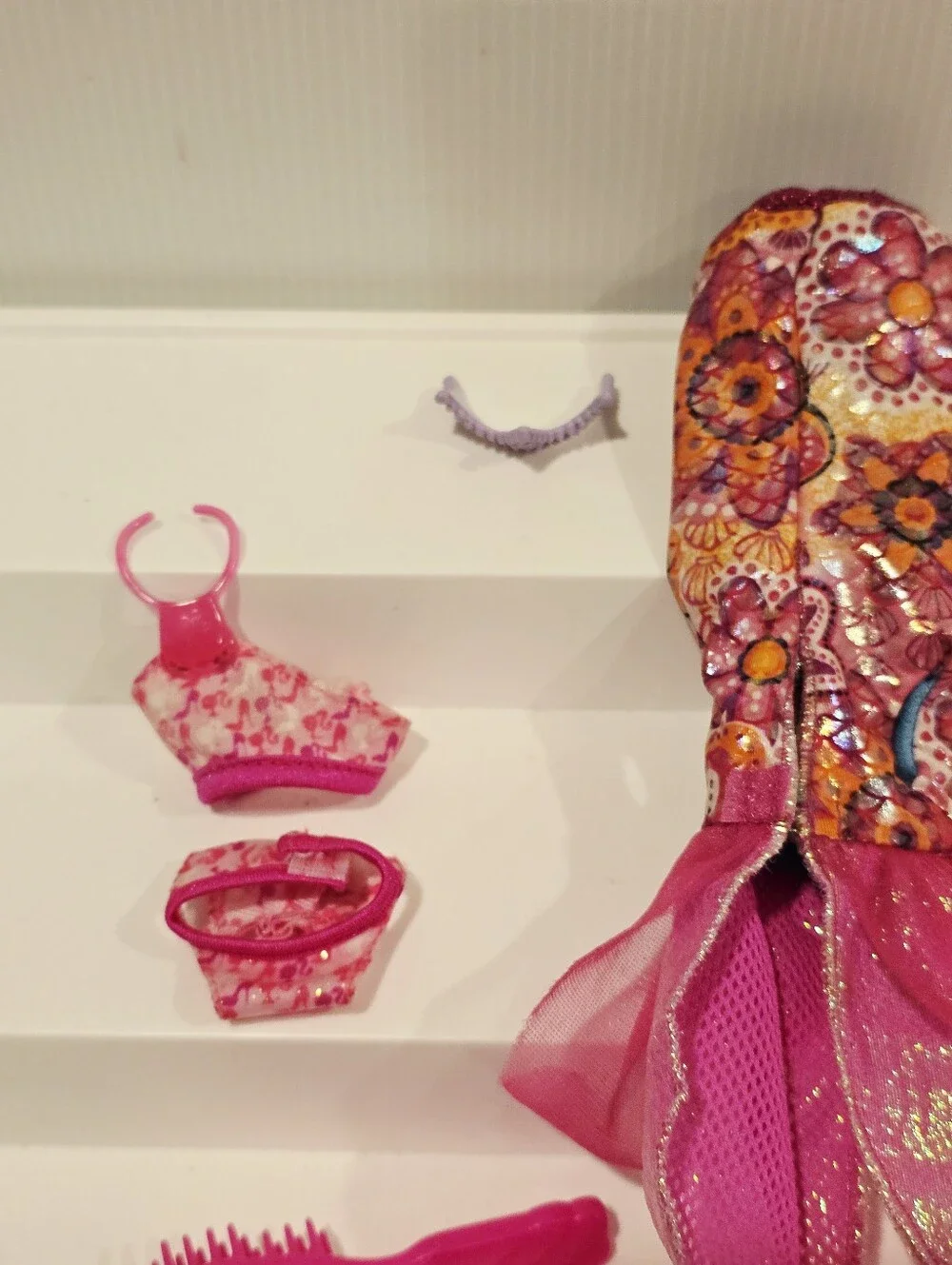 Vintage Barbie Mermaid Tale Doll Swimsuit and Accessories Set